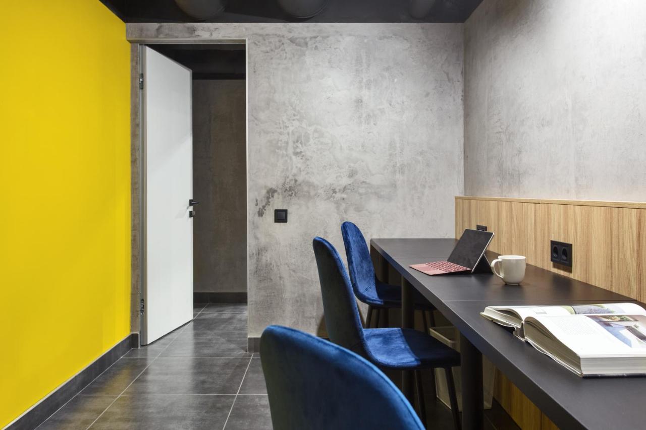 Hotel Dovzhenko Odessa Zewnętrze zdjęcie
