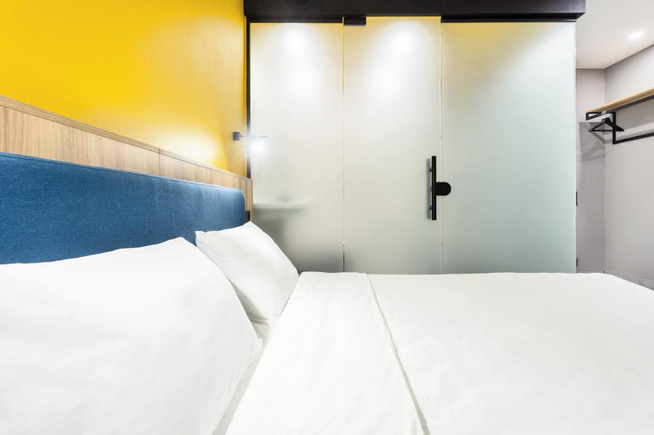 Hotel Dovzhenko Odessa Zewnętrze zdjęcie