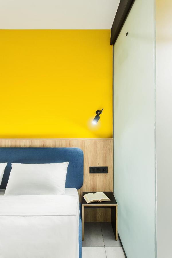 Hotel Dovzhenko Odessa Zewnętrze zdjęcie